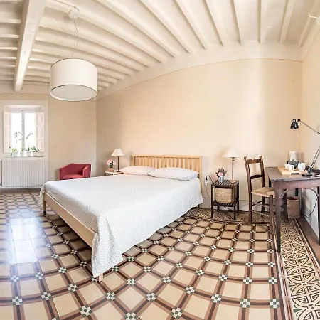 Quarto em Acomodações Particulares La Dimora Di Corte Lucca